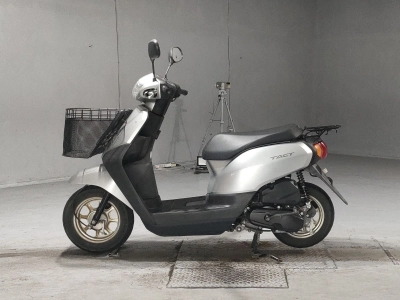 Honda  TACT  BASIC 
