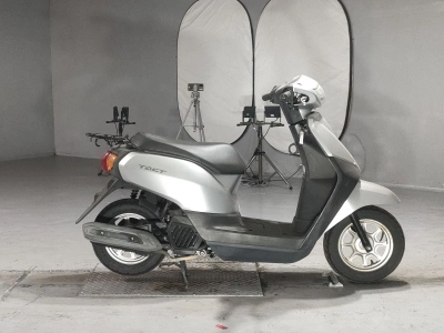 Honda  TACT  BASIC 
