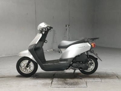 Honda  TACT  BASIC 