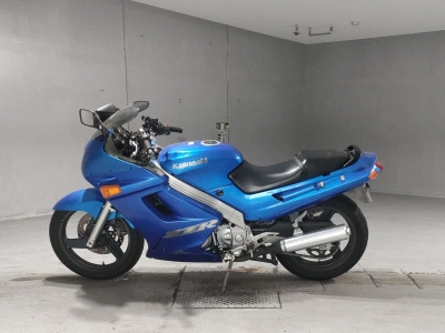 Kawasaki ZZR250