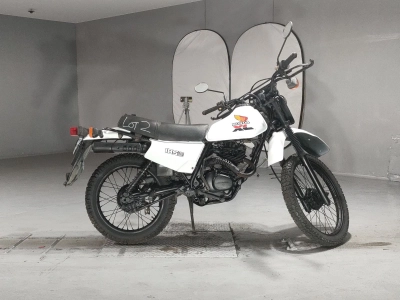 Honda XL185S