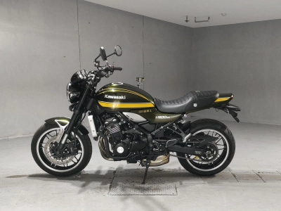 Kawasaki Z900RS