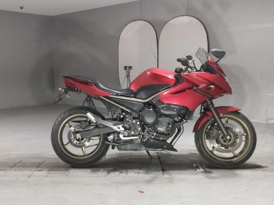 Yamaha XJ6 DIVERSION
