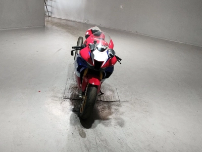 Honda CBR1000RR-R SP