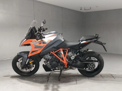 KTM KTM 1290 SUPER  DUKE GT