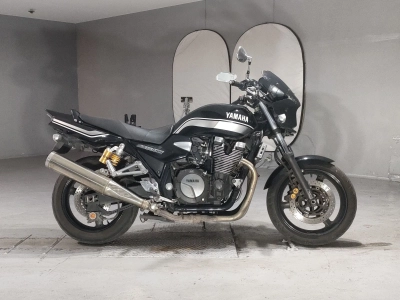 Yamaha XJR1300