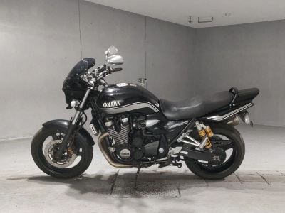 Yamaha XJR1300