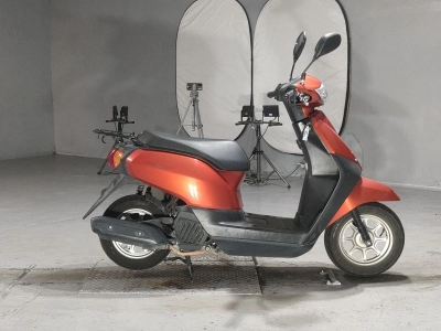 Honda  TACT  BASIC 