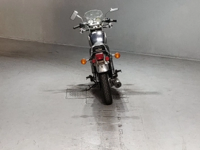 Yamaha SR400-1