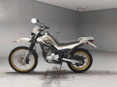 Yamaha SEROW 250