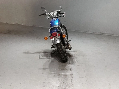 Yamaha SR400-1