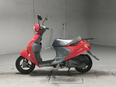 Suzuki LET'S5
