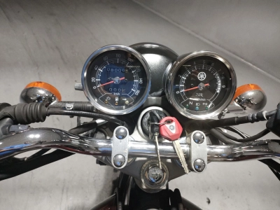 Yamaha SR400-1
