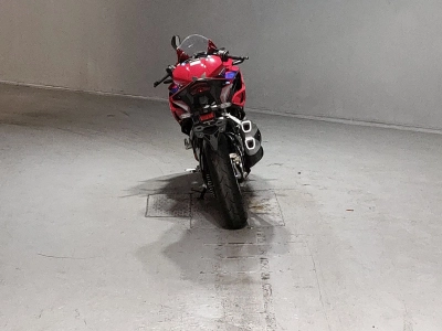 Honda CBR250RR