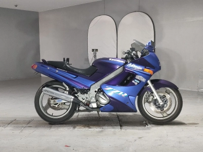 Kawasaki ZZR250