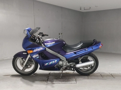 Kawasaki ZZR250