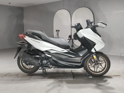 Honda FORZA