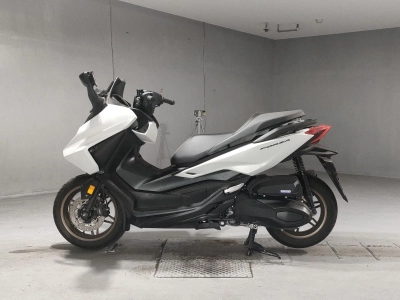 Honda FORZA