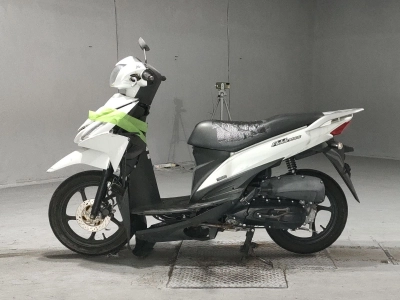 Suzuki ADDRESS V110