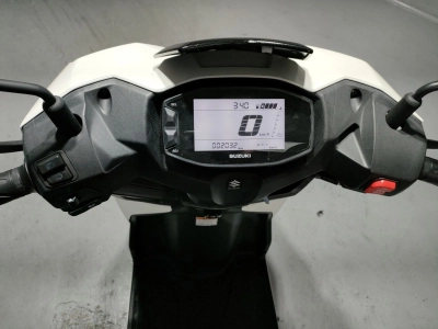 Suzuki AVENIS125