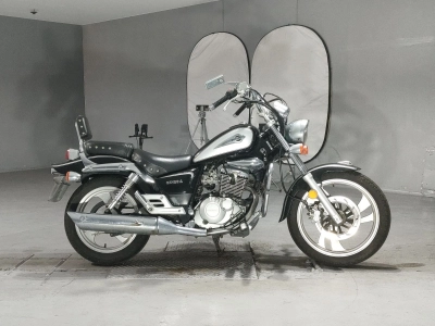 Suzuki GZ150-A