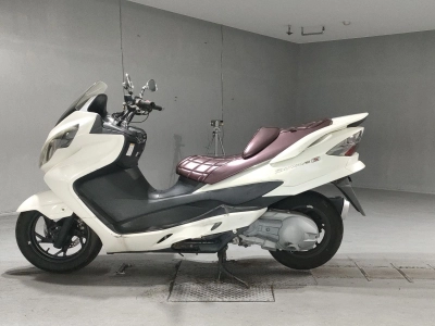 Suzuki SKYWAVE 250S