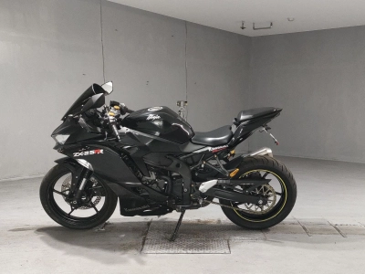Kawasaki  NINJA ZX-25R