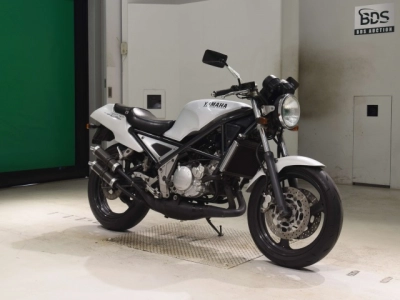 Yamaha R1-Z