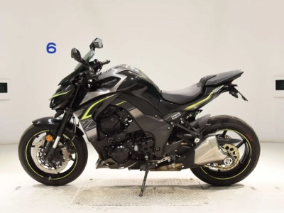 Kawasaki Z1000-5A