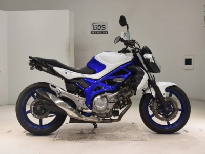 Suzuki GLADIUS400