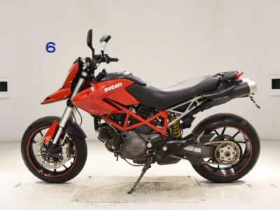 Ducati DUCATI HYPERMOTARD 796