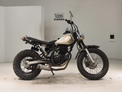 Yamaha TW200-2