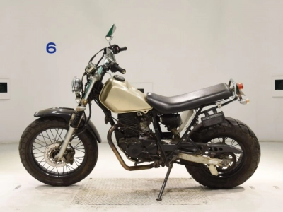 Yamaha TW200-2