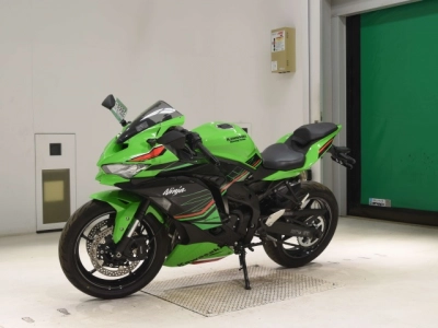 Kawasaki ZX-4R SE