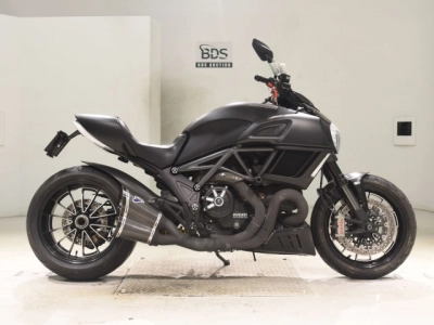 Ducati DUCATI DIAVEL DARK