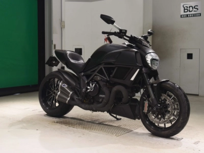 Ducati DUCATI DIAVEL DARK