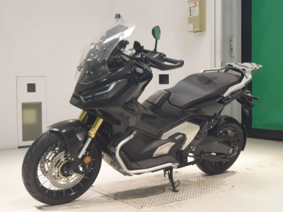 Honda X-ADV750-2
