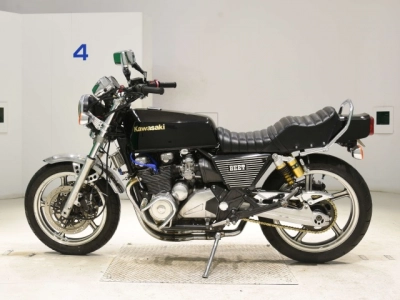 Kawasaki ZEPHYR400