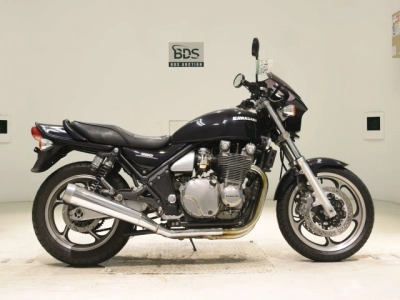 Kawasaki ZEPHYR1100