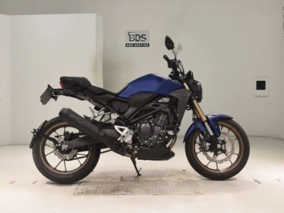 Honda CB250RA