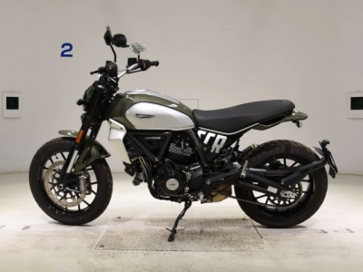 Ducati  DUCATI  SCRAMBLER  ICON 