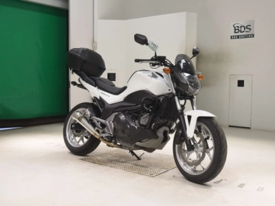 Honda NC750S-2