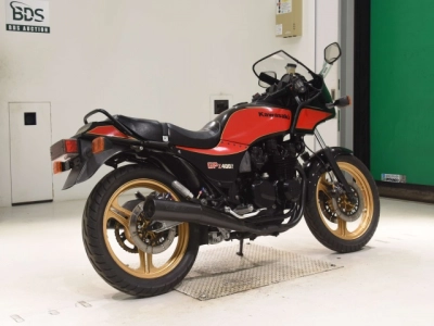 Kawasaki GPZ400F