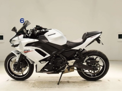 Kawasaki NINJA650A
