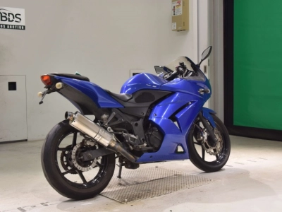 Kawasaki NINJA250R