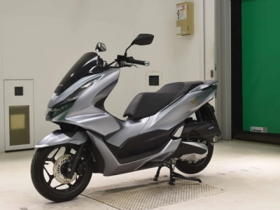 Honda PCX125-4