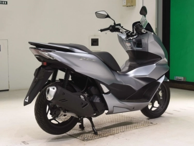 Honda PCX125-4