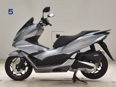 Honda PCX125-4