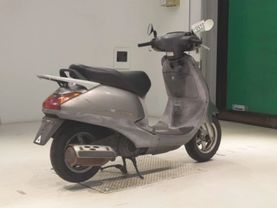 Honda LEAD 100