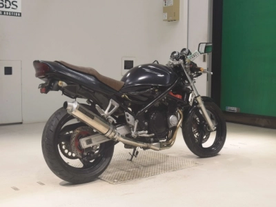 Suzuki BANDIT250-1